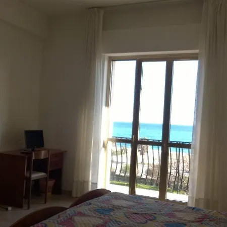 Panama מלון 3*